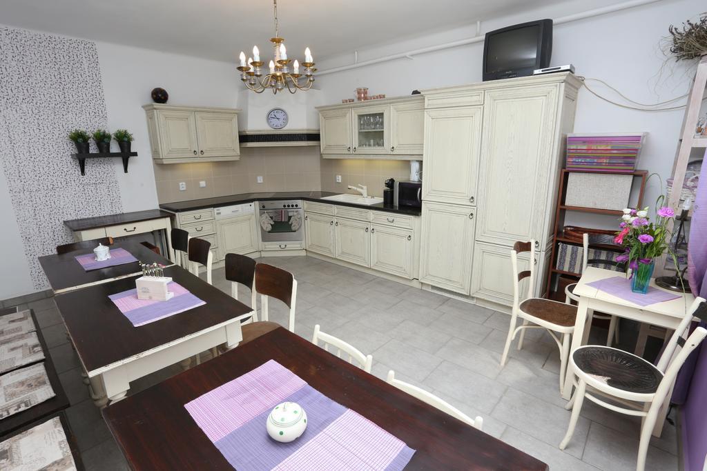 Vila Sazava Luaran gambar